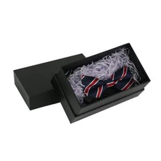 मॅट ब्लॅक कार्डबोर्ड बॉक्स